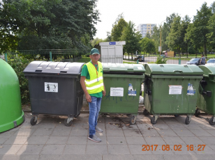 Eksperimentas prie konteinerių: budint prižiūrėtojams atliekų sumažėjo