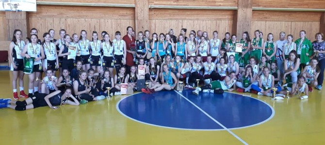Įvyko ketvirtasis mergaičių krepšinio turnyras, skirtas Jurgitos Štreimikytės- Virbickienės taurei laimėti