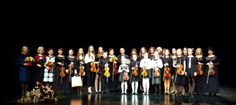 Tarptautinė muzikinė draugystė: Alytaus muzikos mokyklos ir Kremenčuko styginių instrumentų ansamblių koncertas