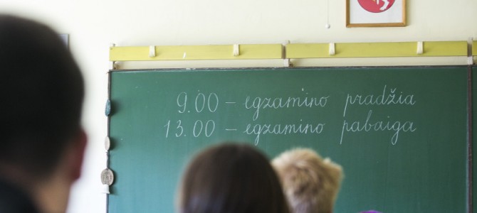 Nuo 2025 metų siūloma nebeorganizuoti rusų užsienio kalbos brandos egzamino